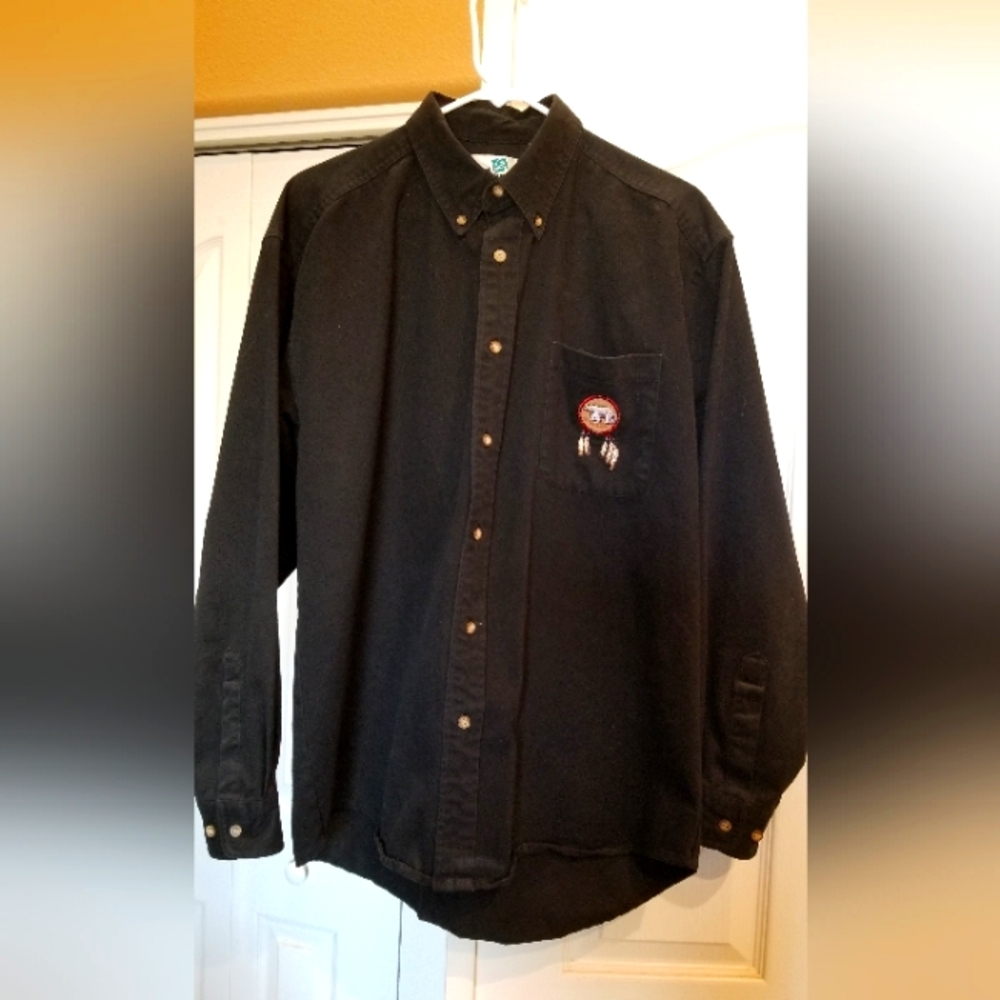 Men's shirt with southwest style embroidery